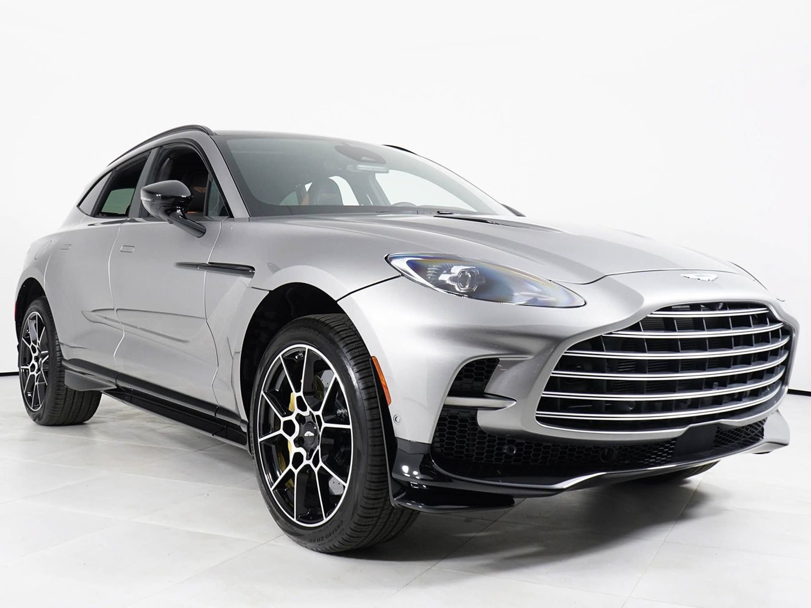 New 2026 Aston Martin DBX 707 AWD/4WD image 17