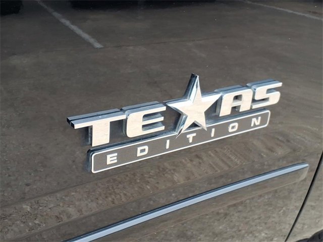 Used 2018 Chevrolet Tahoe LT image 12