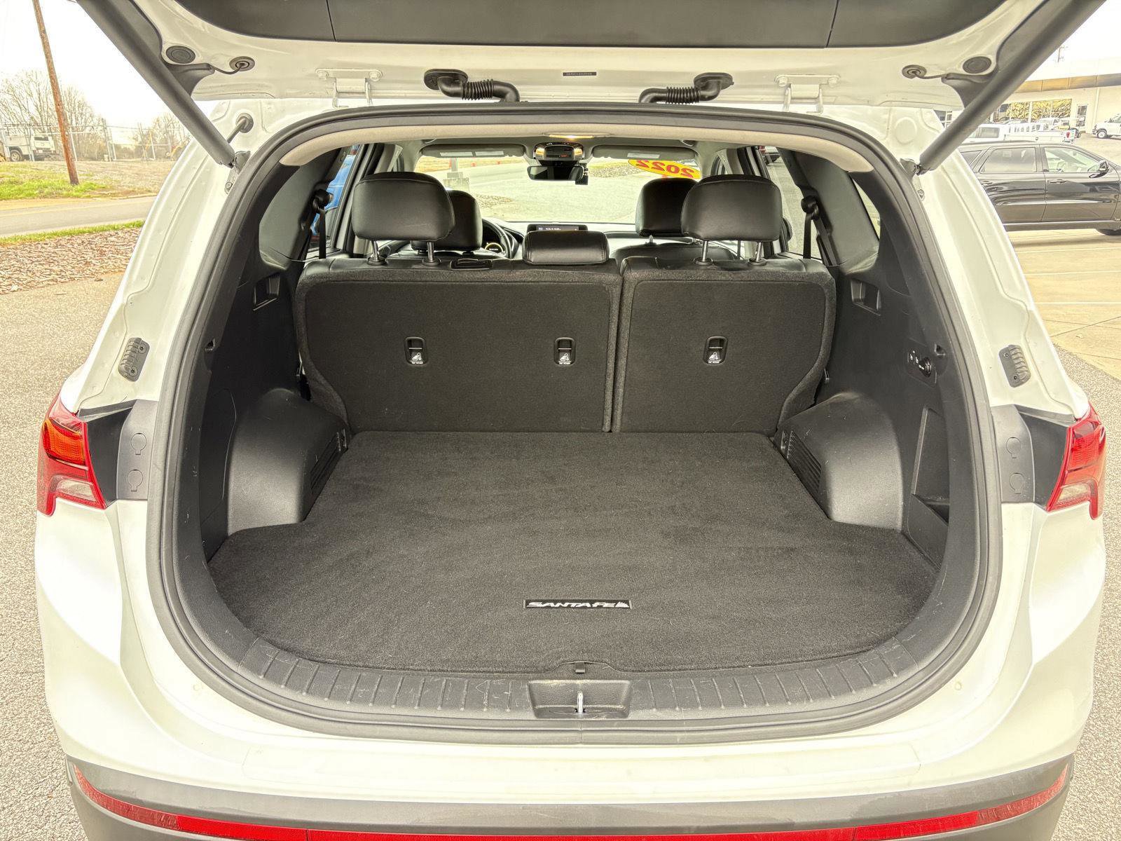 Used 2022 Hyundai Santa Fe XRT w/ Cargo Package image 7
