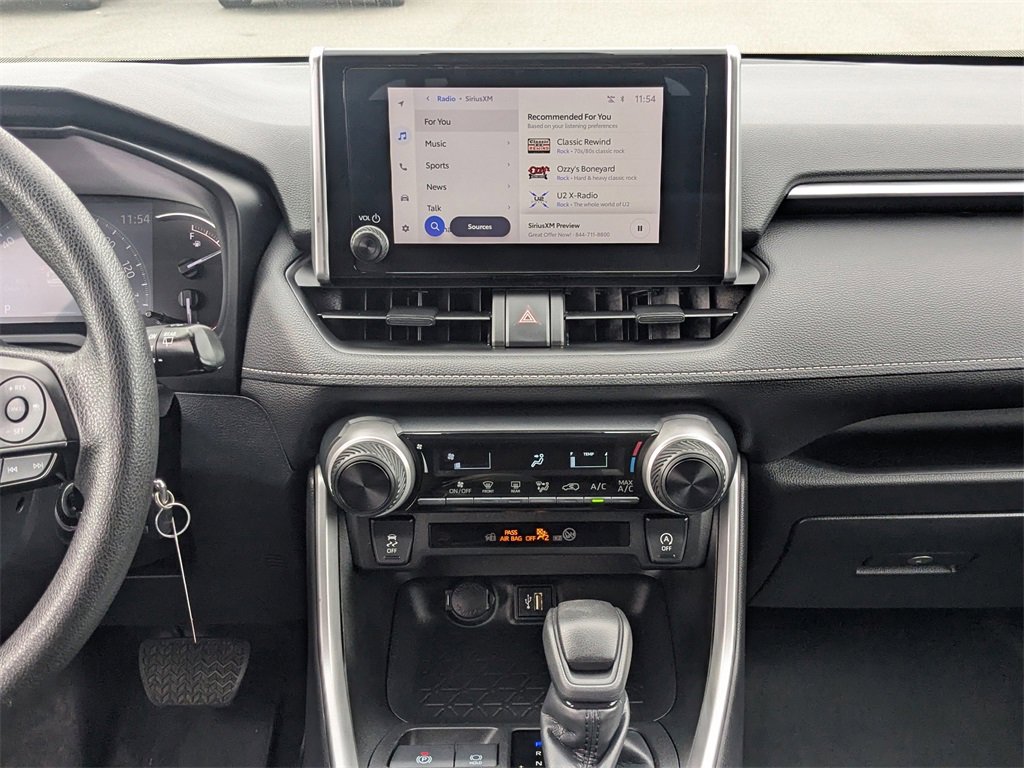 Used 2023 Toyota RAV4 LE image 17