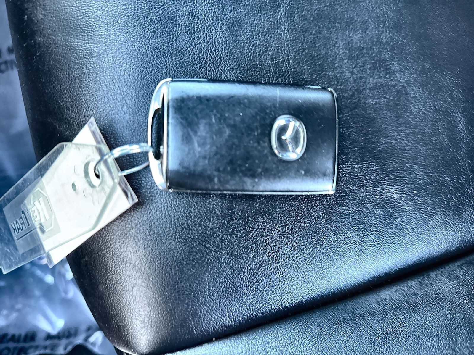 Used 2022 MAZDA MAZDA3 s image 33