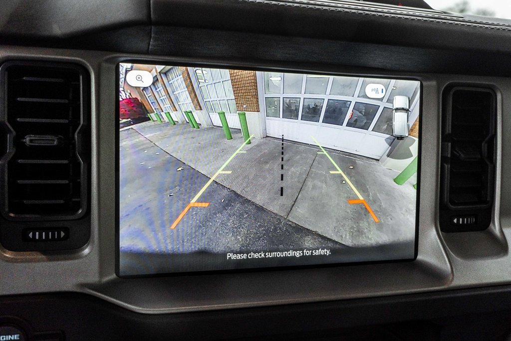 Used 2025 Ford Bronco Outer Banks image 11