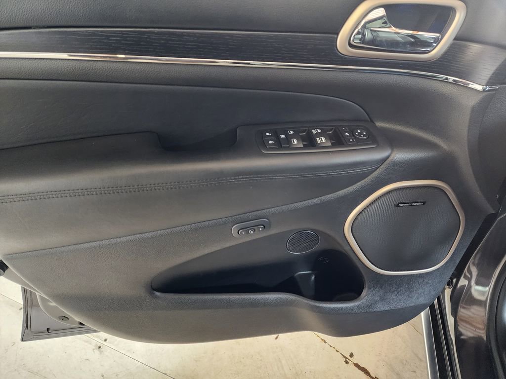 Used 2015 Jeep Grand Cherokee Summit w/ Platinum Series Group image 10