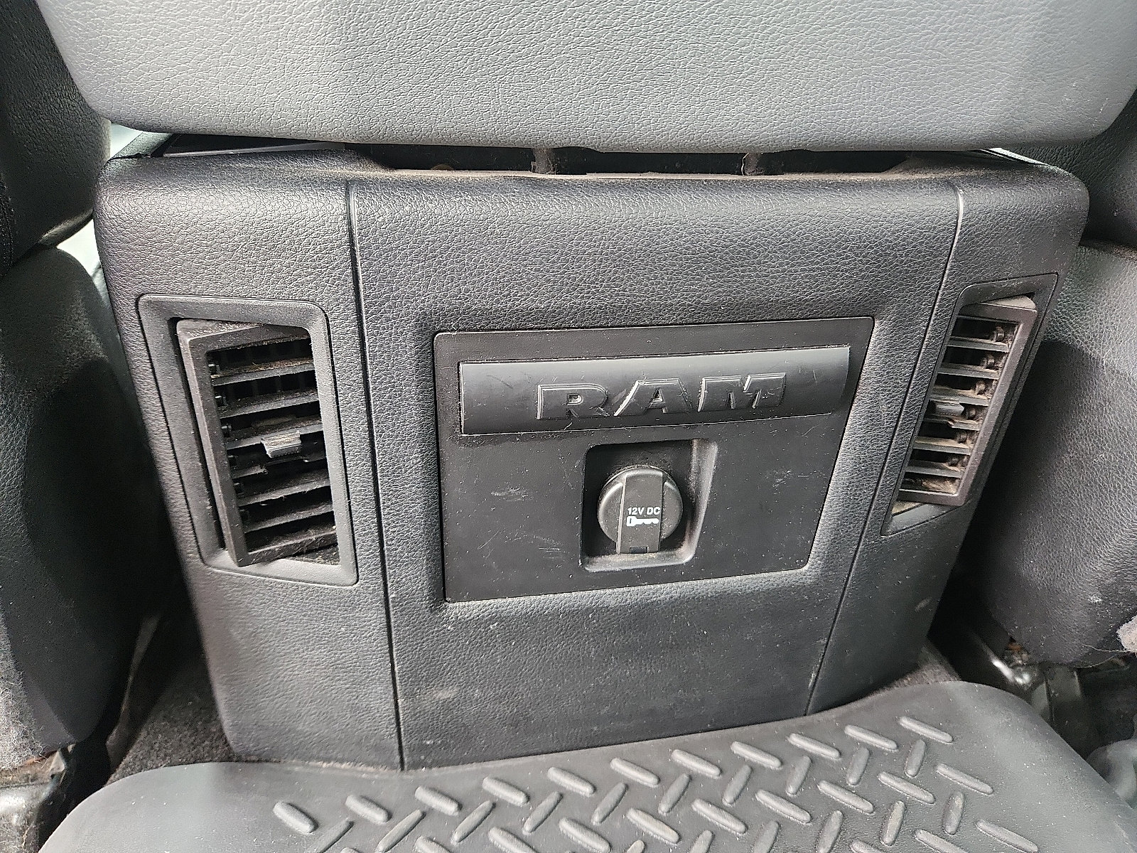 Used 2016 RAM 1500 Lone Star RWD image 9