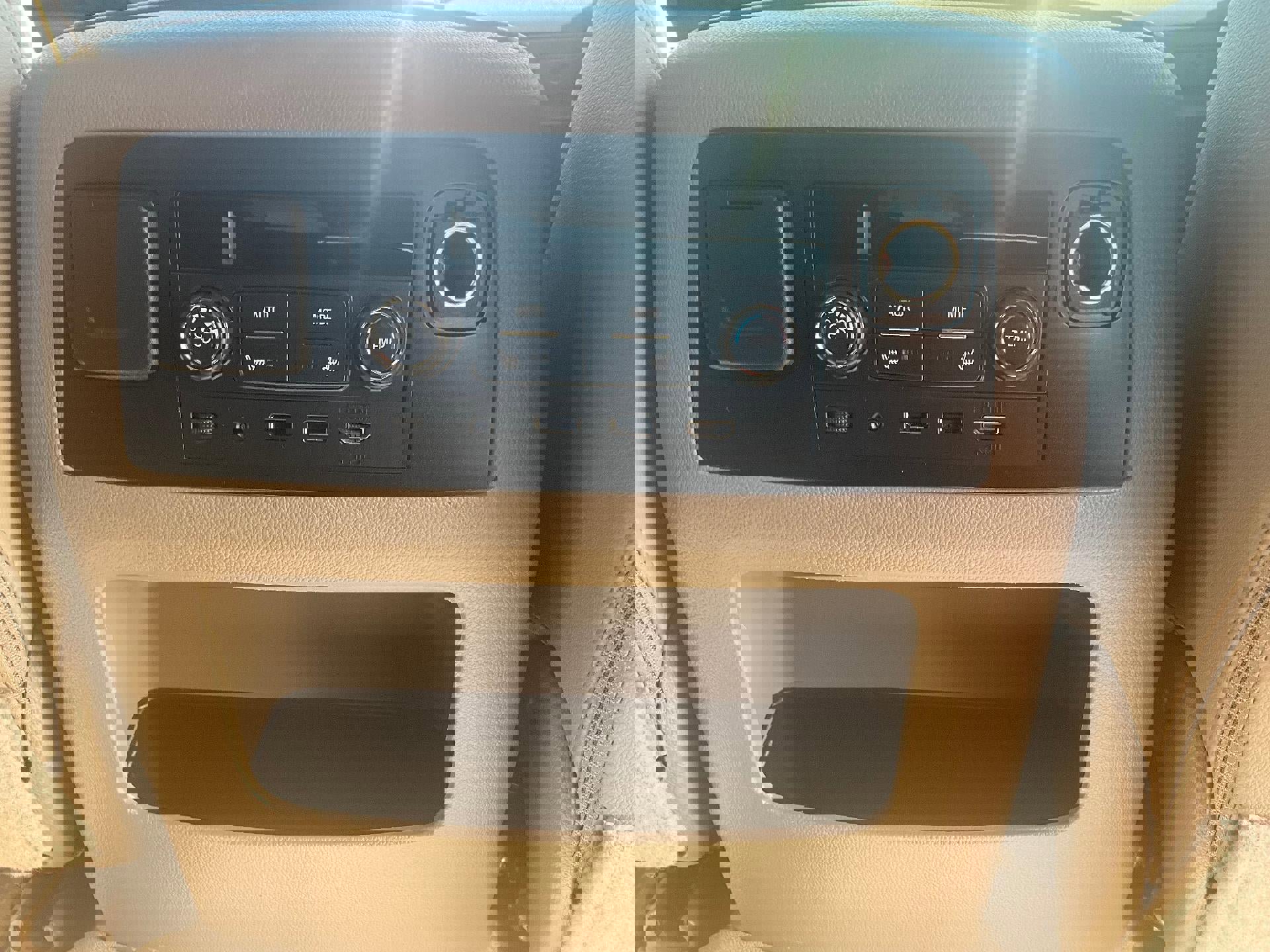 Used 2019 Chevrolet Suburban Premier image 22