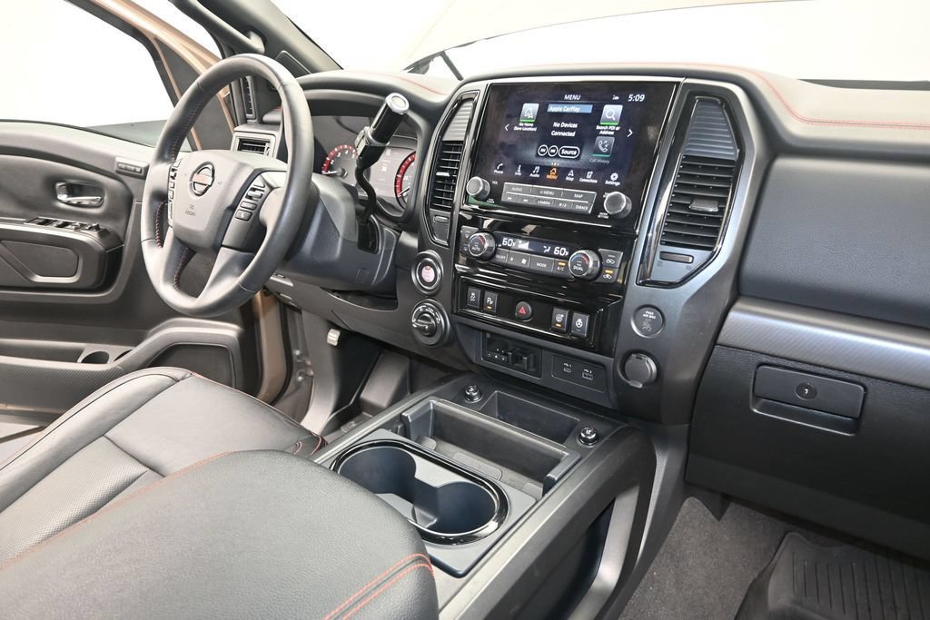 Used 2022 Nissan Titan PRO-4X w/ Pro-4x Convenience Package AWD/4WD image 27