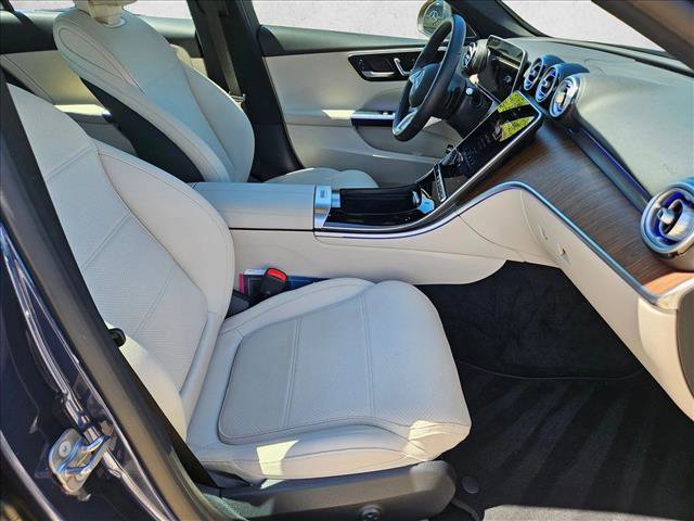 Used 2025 Mercedes-Benz C 300 Sedan image 22