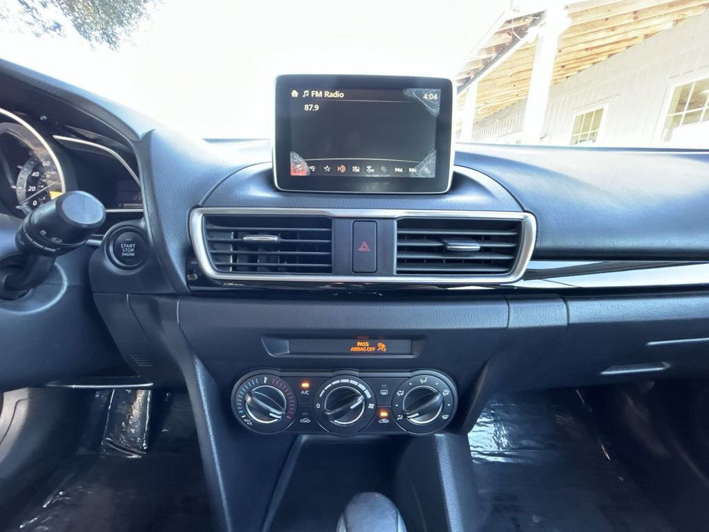 Used 2016 MAZDA MAZDA3 i Touring image 17