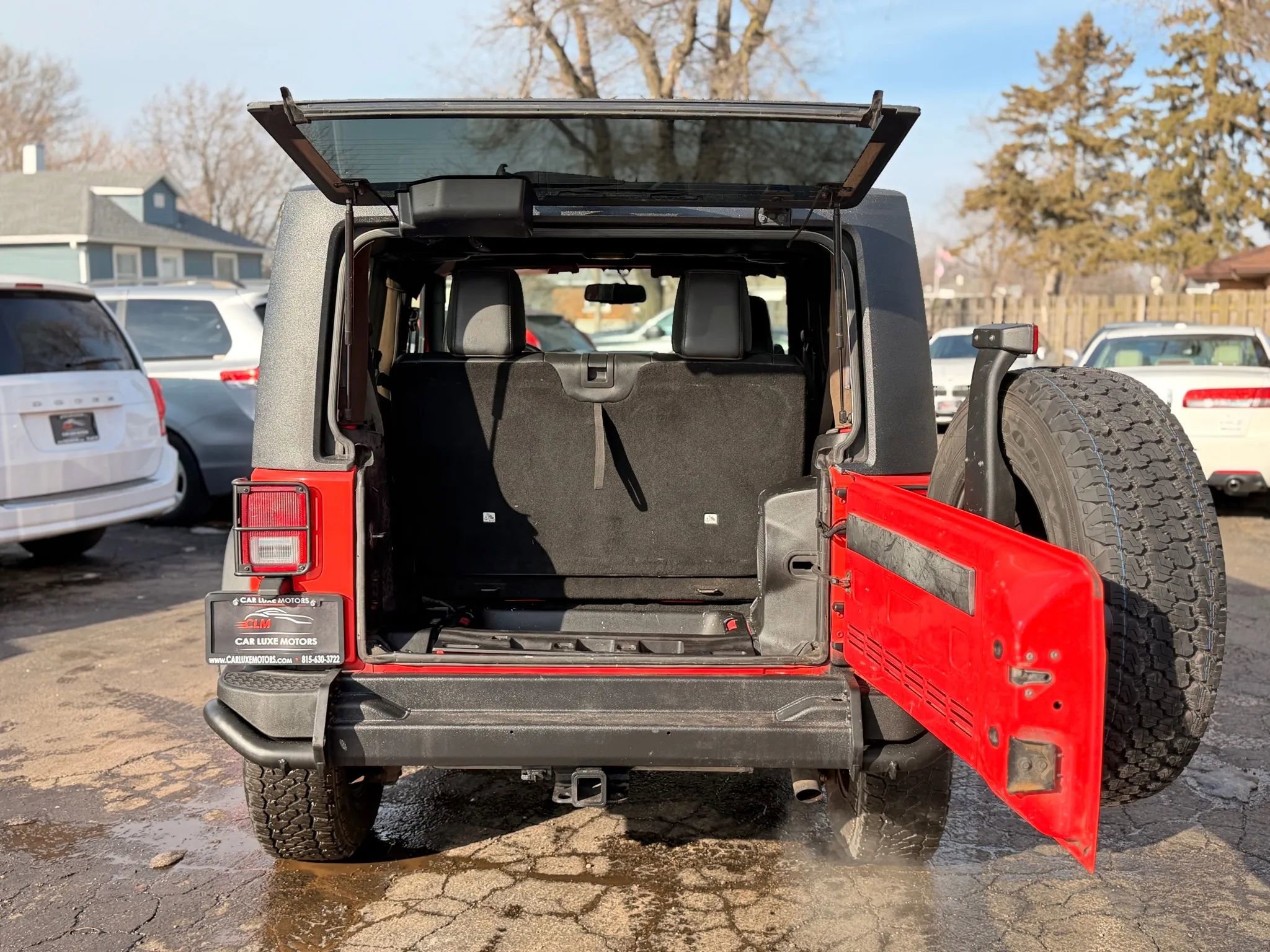 Used 2013 Jeep Wrangler Sahara AWD/4WD image 14