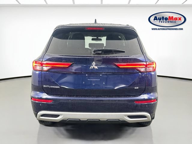 Used 2023 Mitsubishi Outlander SE AWD/4WD image 8