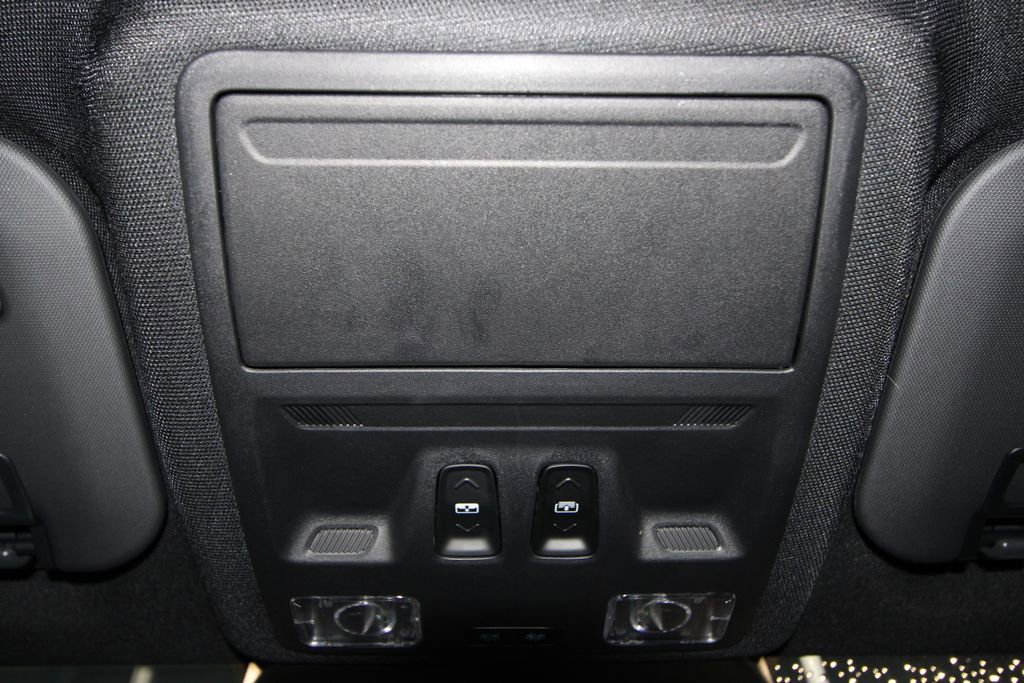 Used 2025 Ford Escape ST-Line Elite w/ Premium Technology Package AWD/4WD image 19