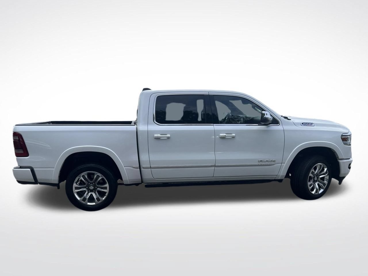 Used 2023 RAM 1500 Limited w/ Body Color Bumper Group AWD/4WD image 7