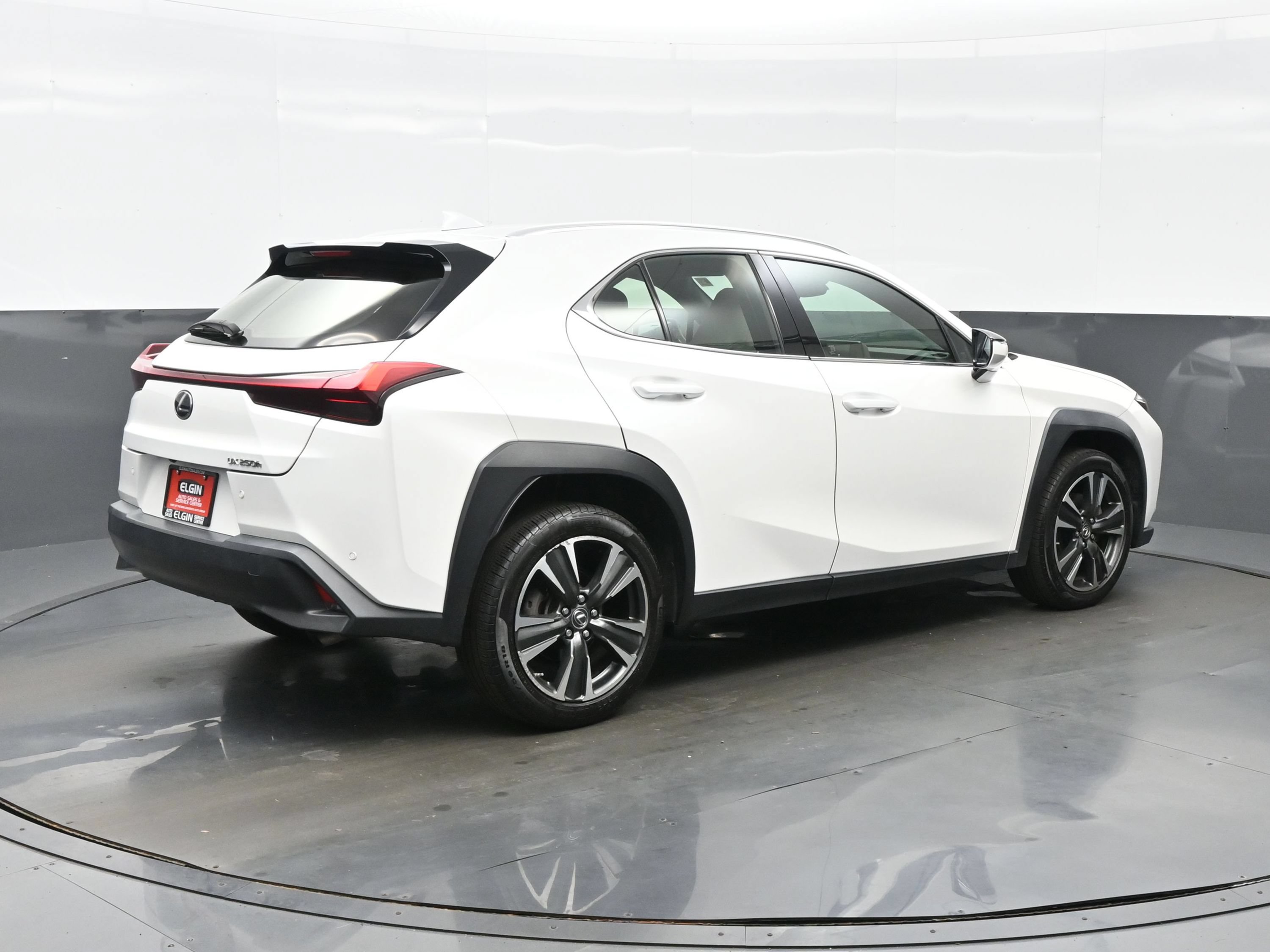 Used 2020 Lexus UX 250h w/ Premium Package AWD/4WD image 6