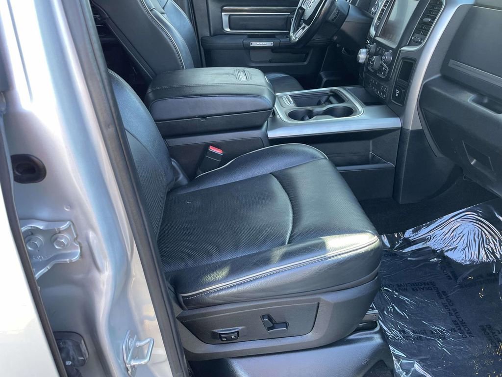Used 2017 RAM 1500 Limited image 46
