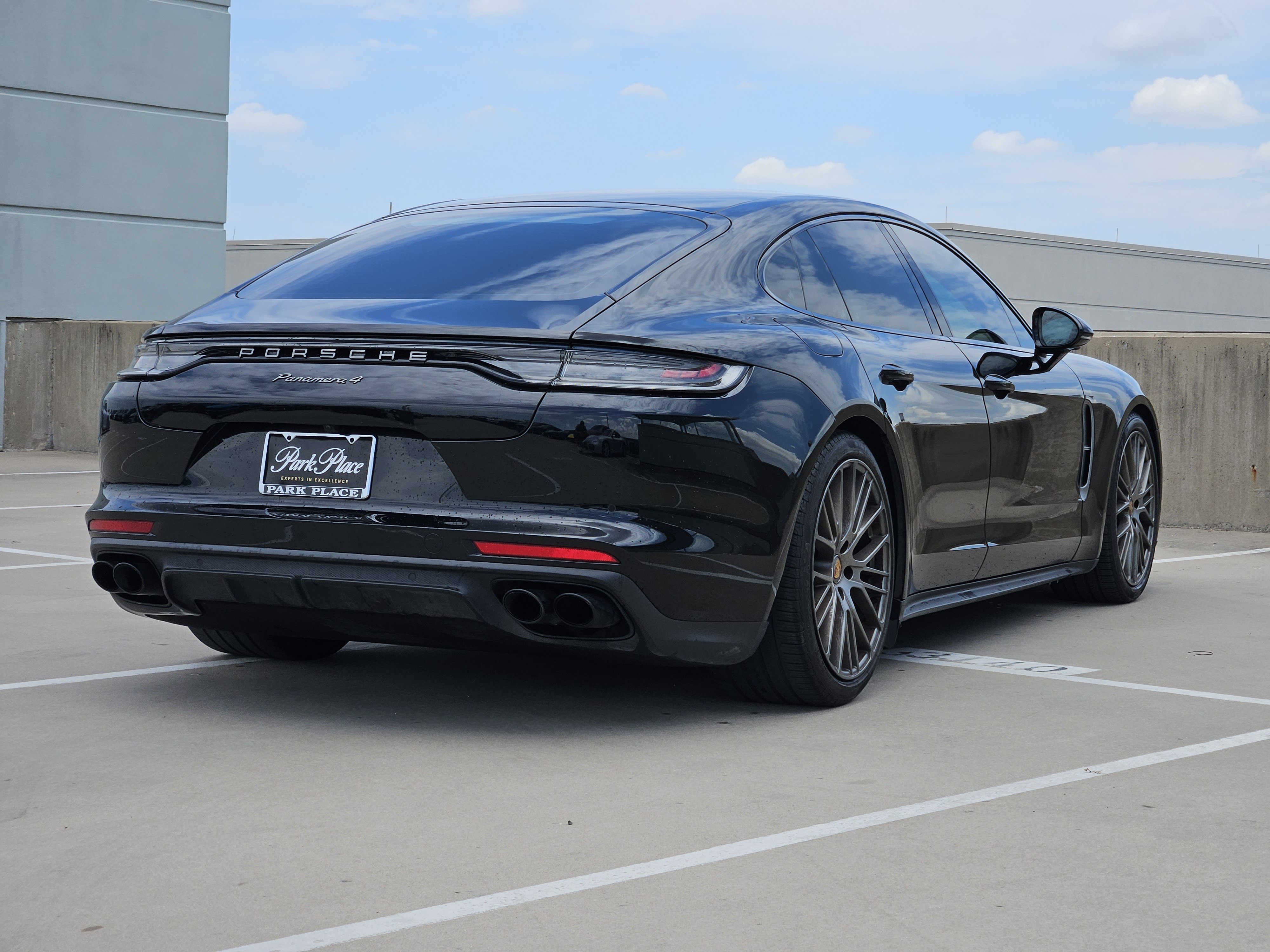 Certified 2023 Porsche Panamera 4 Platinum Edition w/ Assistance Package AWD/4WD image 8
