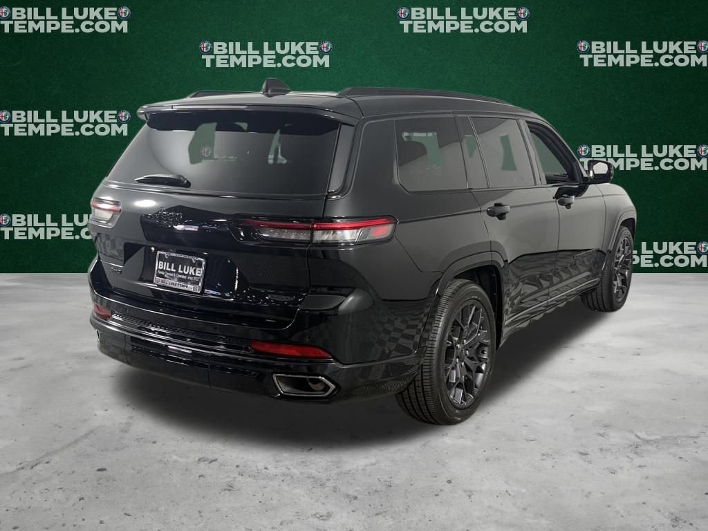 Used 2023 Jeep Grand Cherokee L Summit w/ High Altitude Package AWD/4WD image 8