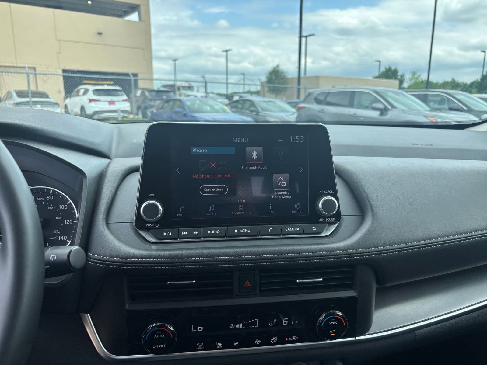 Used 2025 Nissan Rogue SV FWD image 20