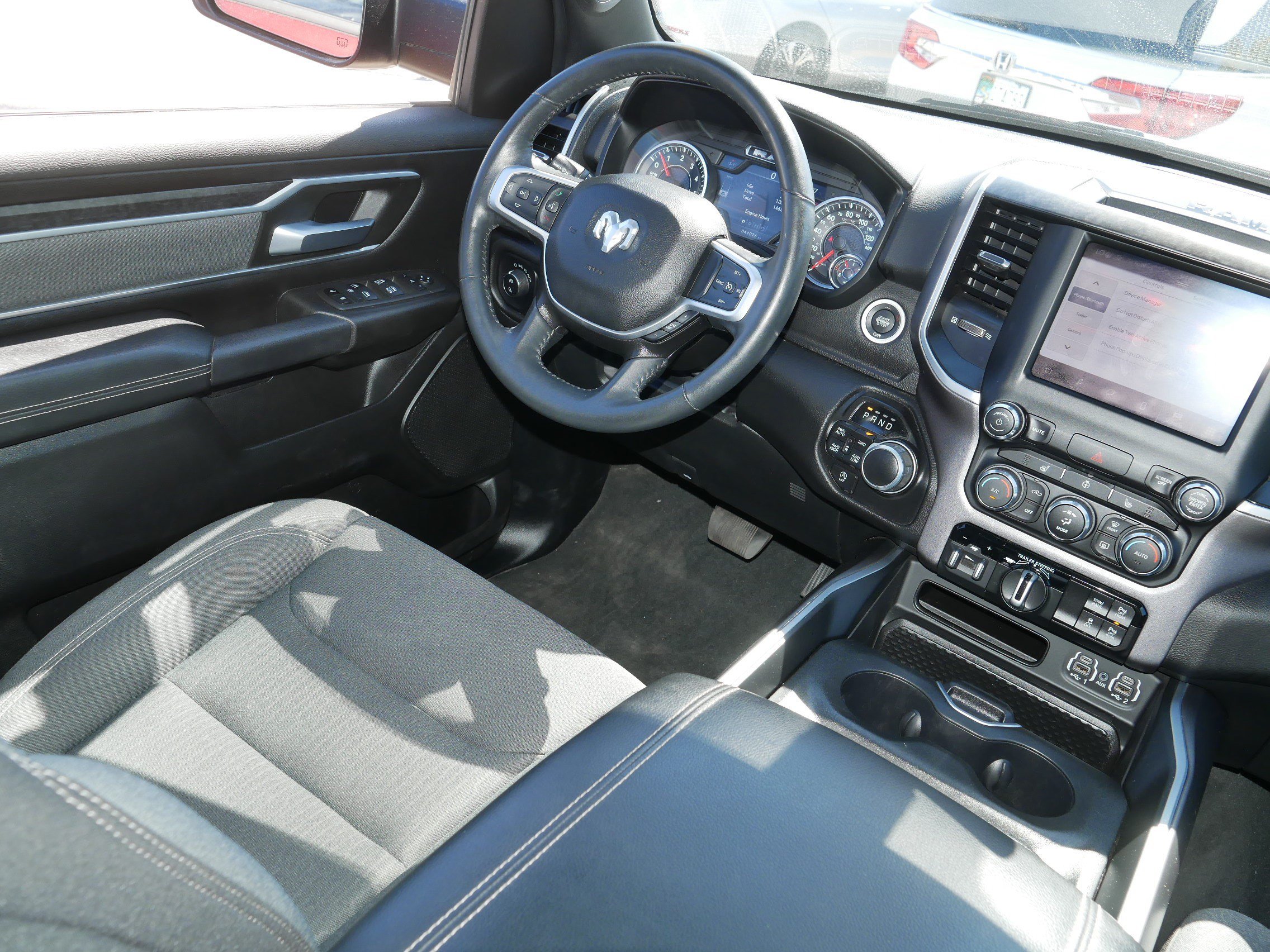 Used 2022 RAM 1500 Big Horn AWD/4WD image 9