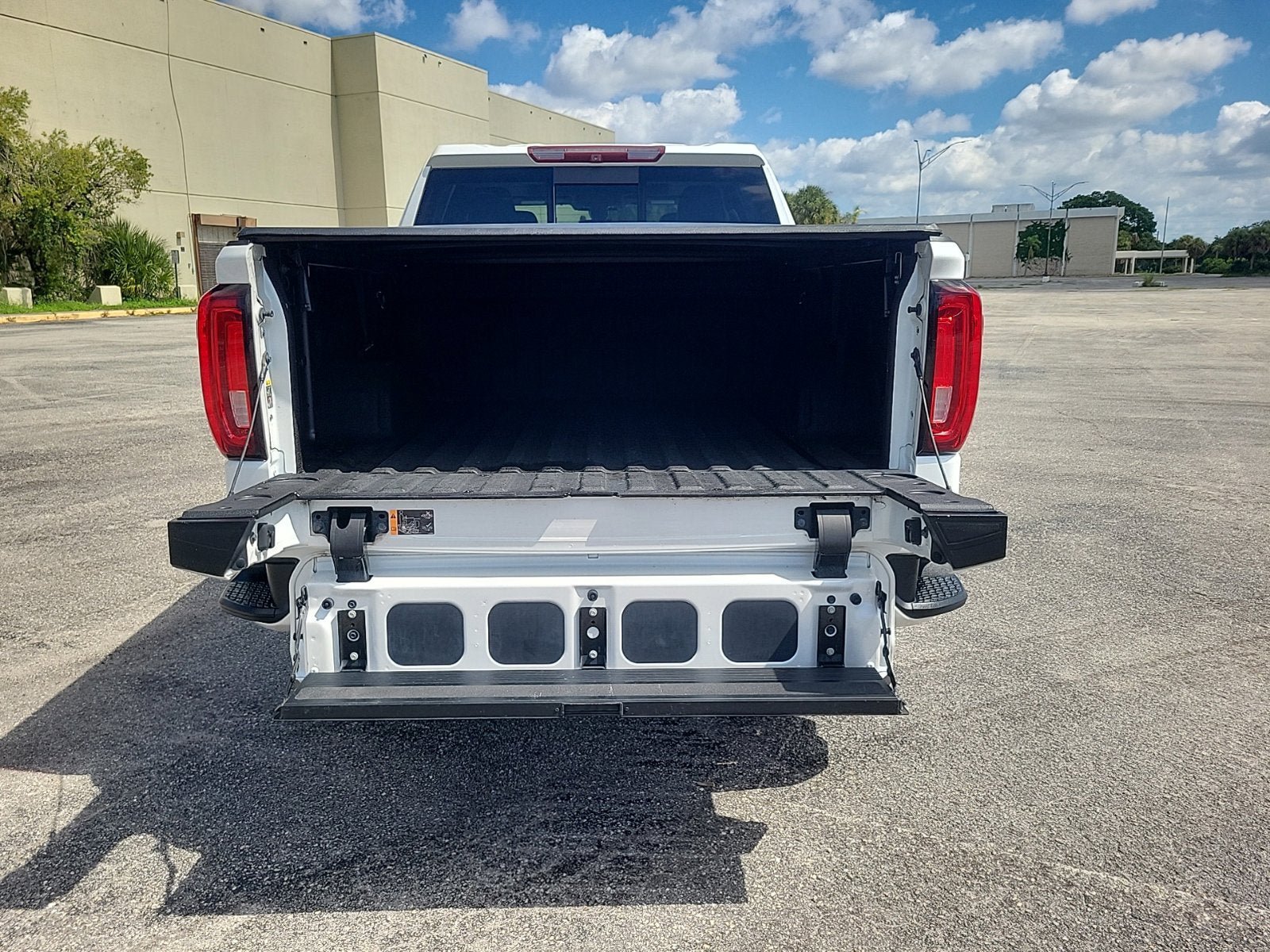 Certified 2019 GMC Sierra 1500 Denali w/ Denali Ultimate Package AWD/4WD image 8