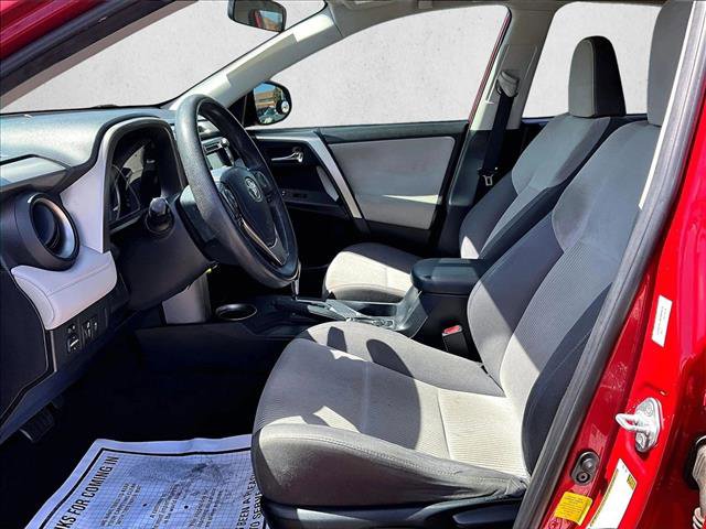 Used 2015 Toyota RAV4 XLE image 25