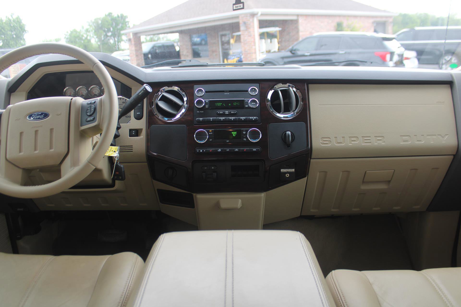 Used 2010 Ford F250 Lariat RWD image 19