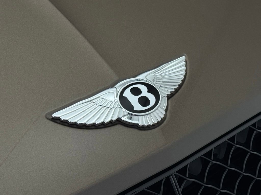 Used 2024 Bentley Continental GT image 11