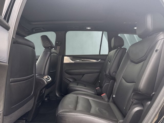 Used 2023 Cadillac XT6 Sport image 12