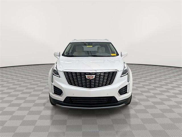 Certified 2025 Cadillac XT5 Premium Luxury image 3