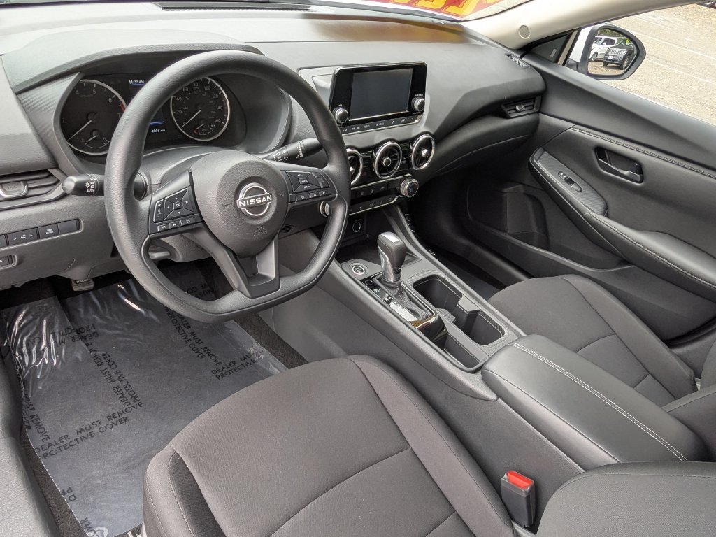 Certified 2025 Nissan Sentra S FWD image 14