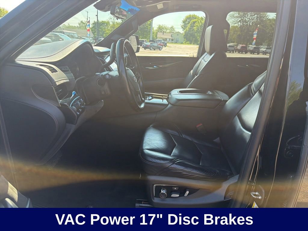 Used 2019 Cadillac Escalade ESV Platinum AWD/4WD image 23