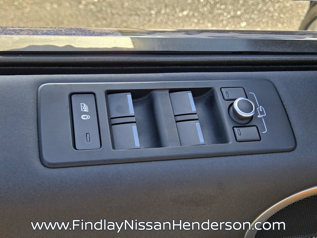 Used 2019 Land Rover Discovery HSE AWD/4WD image 22