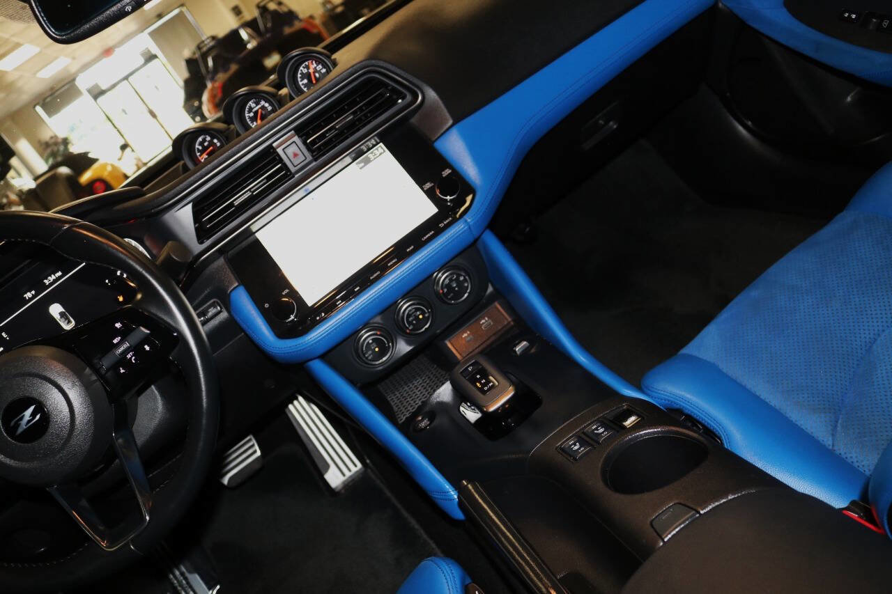 Used 2023 Nissan Z Performance 2dr Coupe 9A w/ Floor Mat Package (L93) image 24