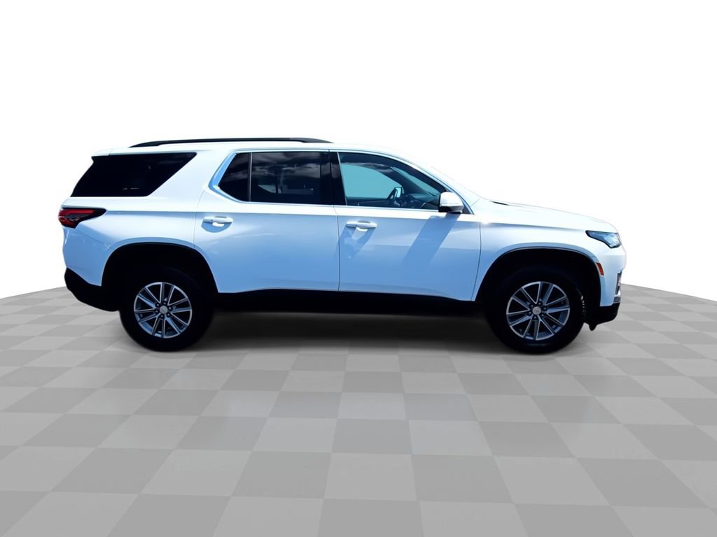 Used 2023 Chevrolet Traverse LT FWD image 9
