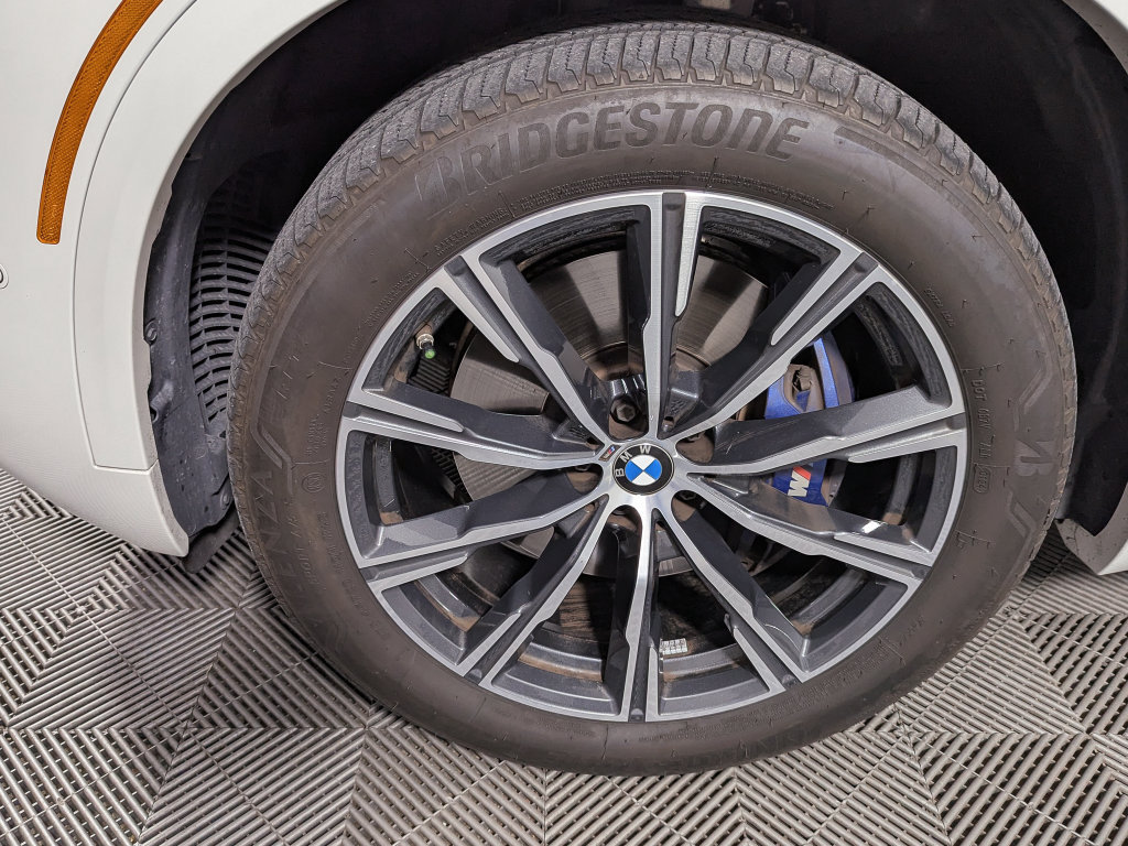 Certified 2024 BMW X5 xDrive40i w/ M Sport Package AWD/4WD image 52