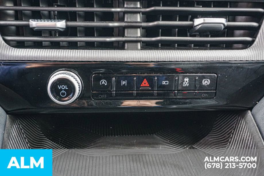 Used 2025 Ford Explorer ST-Line AWD/4WD image 43