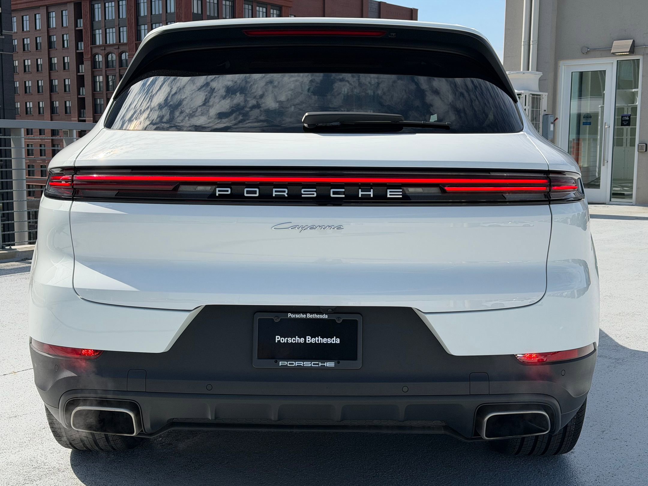 Certified 2024 Porsche Cayenne image 10