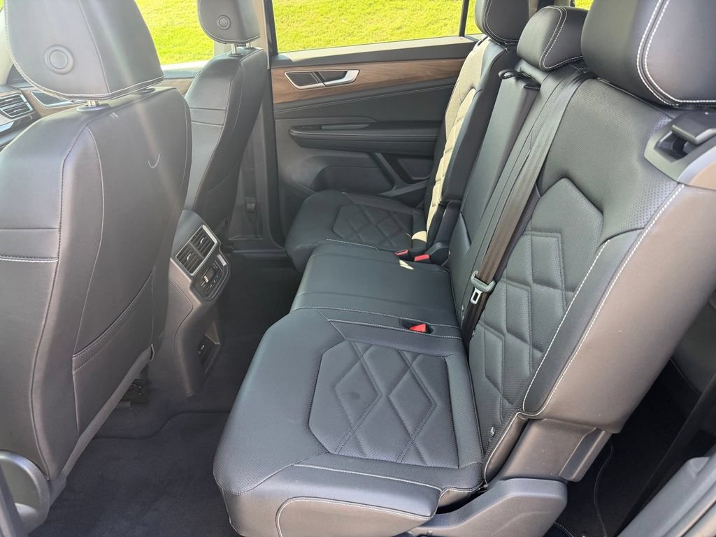 Used 2026 Volkswagen Atlas SE FWD image 23