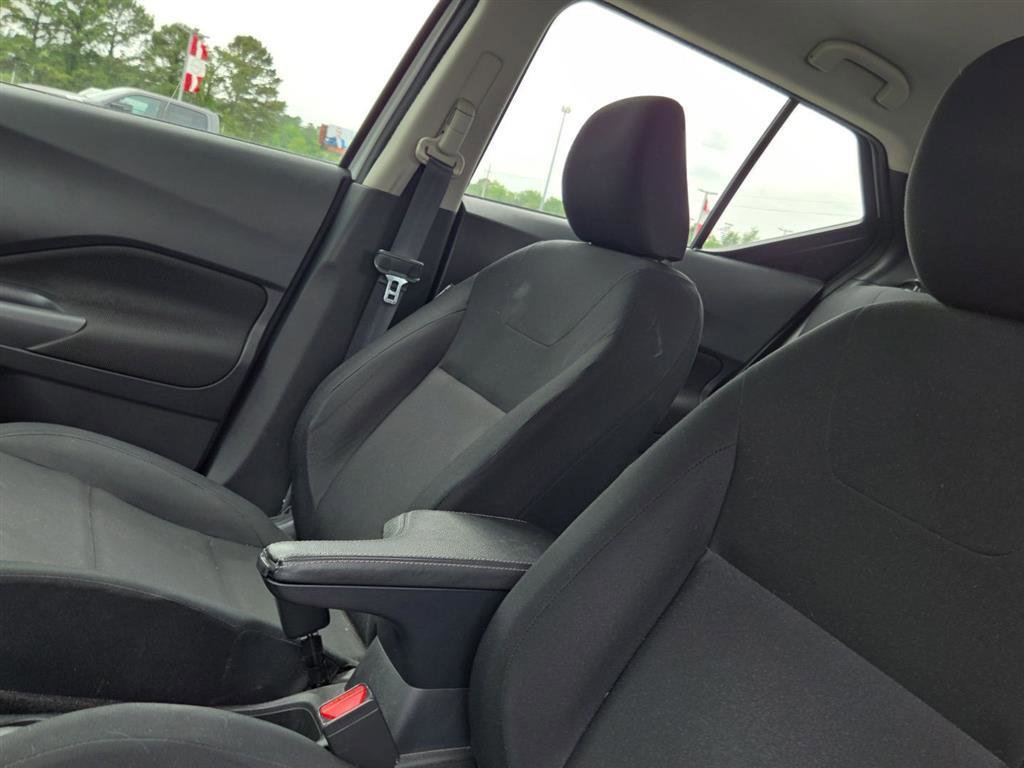 Certified 2023 Nissan Kicks S FWD image 9