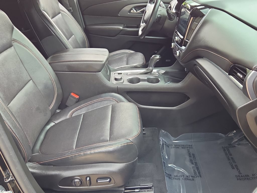 Used 2019 Chevrolet Traverse Premier w/ Driver Confidence II Package FWD image 20