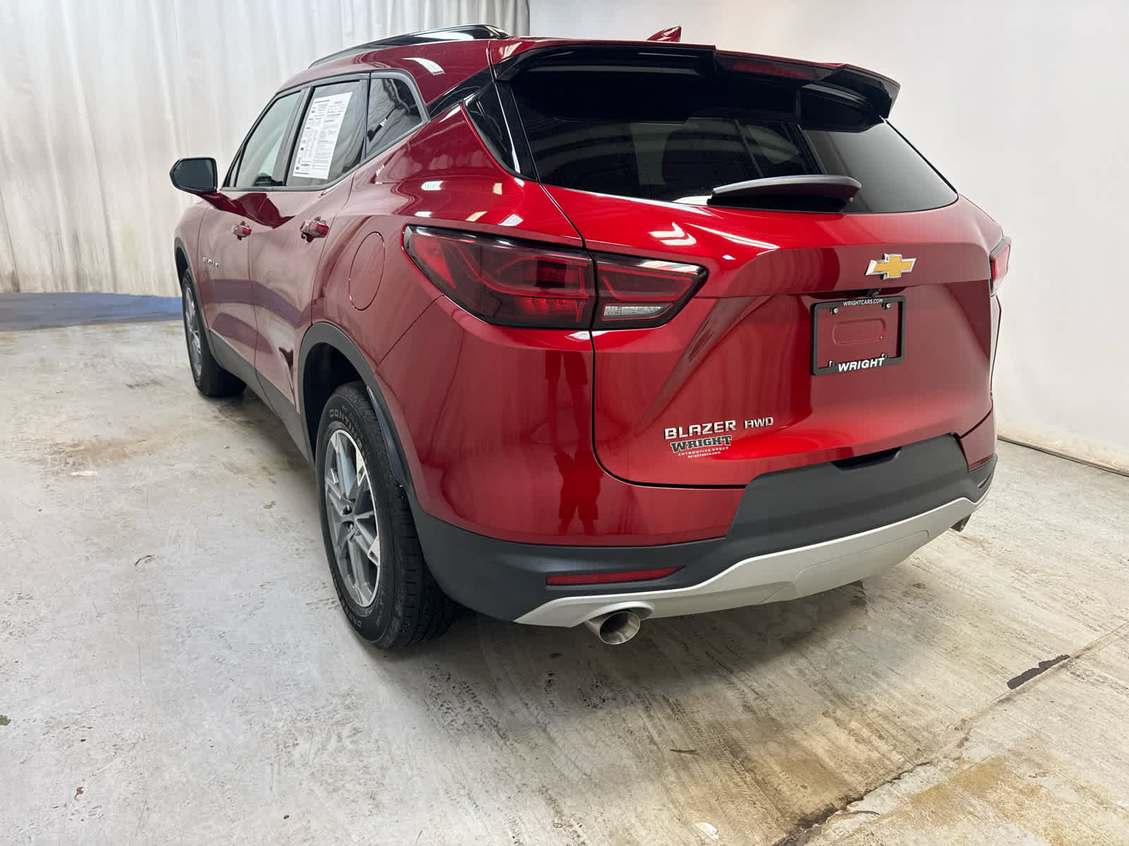 Used 2023 Chevrolet Blazer LT w/ Convenience Package AWD/4WD image 2