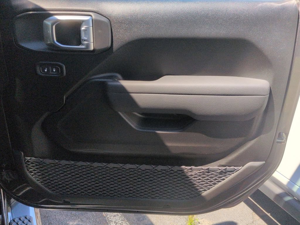 New 2026 Jeep Gladiator Mojave AWD/4WD image 32