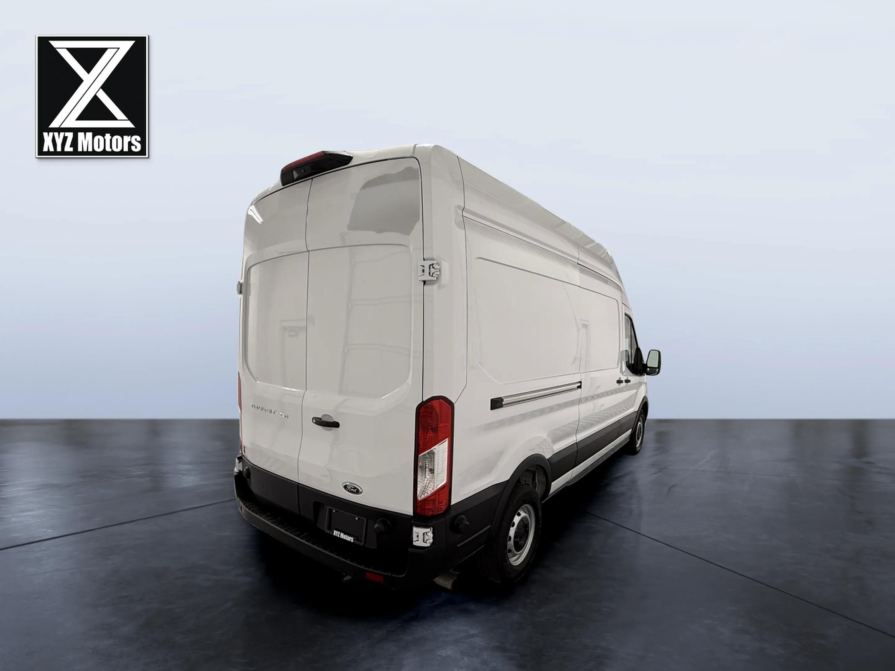 Used 2024 Ford Transit 250 148 High Roof RWD image 5