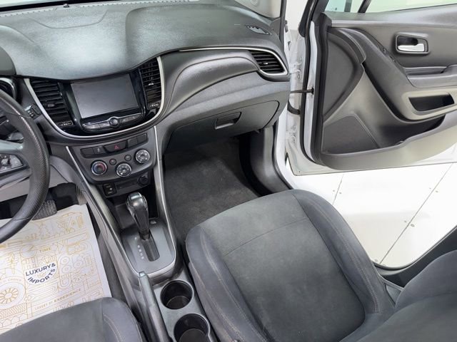 Used 2017 Chevrolet Trax LS w/ Fleet Convenience Package image 20