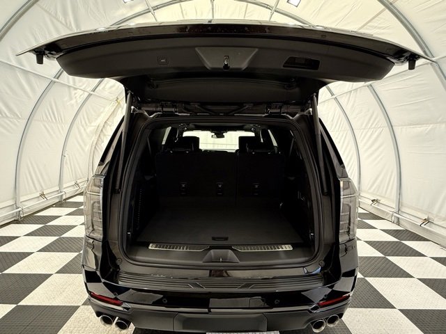 New 2025 Chevrolet Suburban RST w/ RST Capability Package image 5