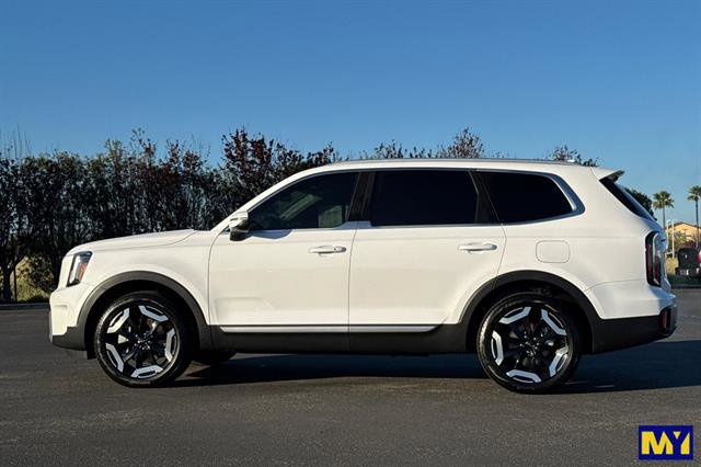 Used 2025 Kia Telluride EX image 7