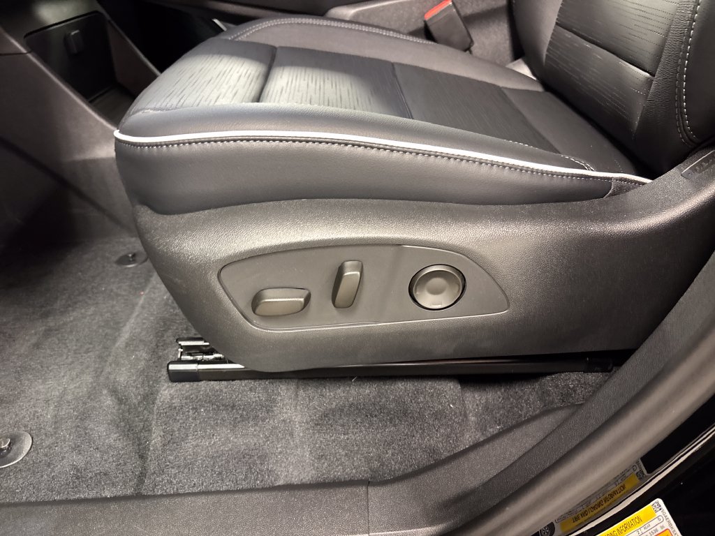 New 2026 Buick Enclave Sport Touring w/ Power Package FWD image 29