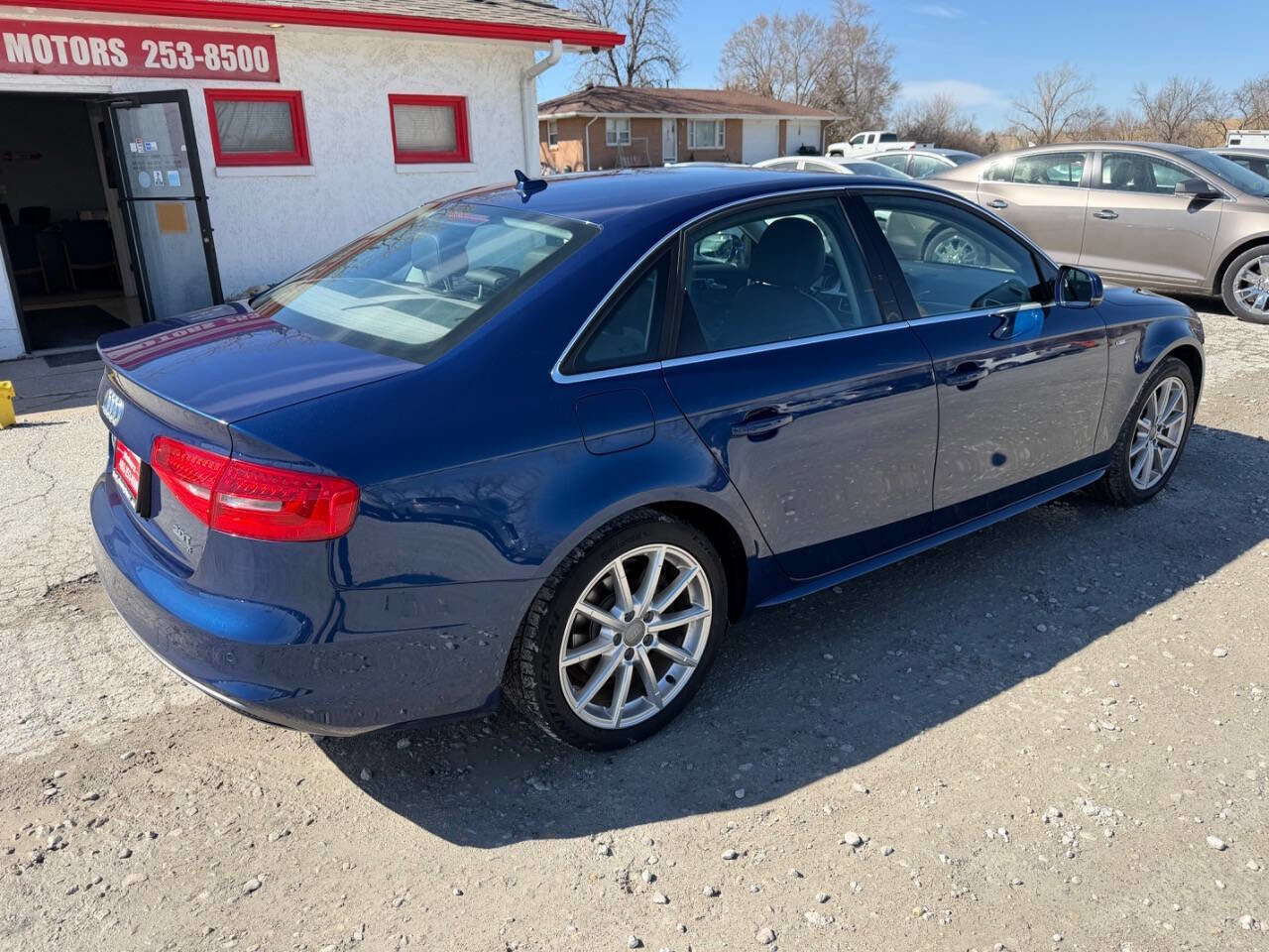 Used 2016 Audi A4 2.0T Premium Plus w/ Technology Package image 3
