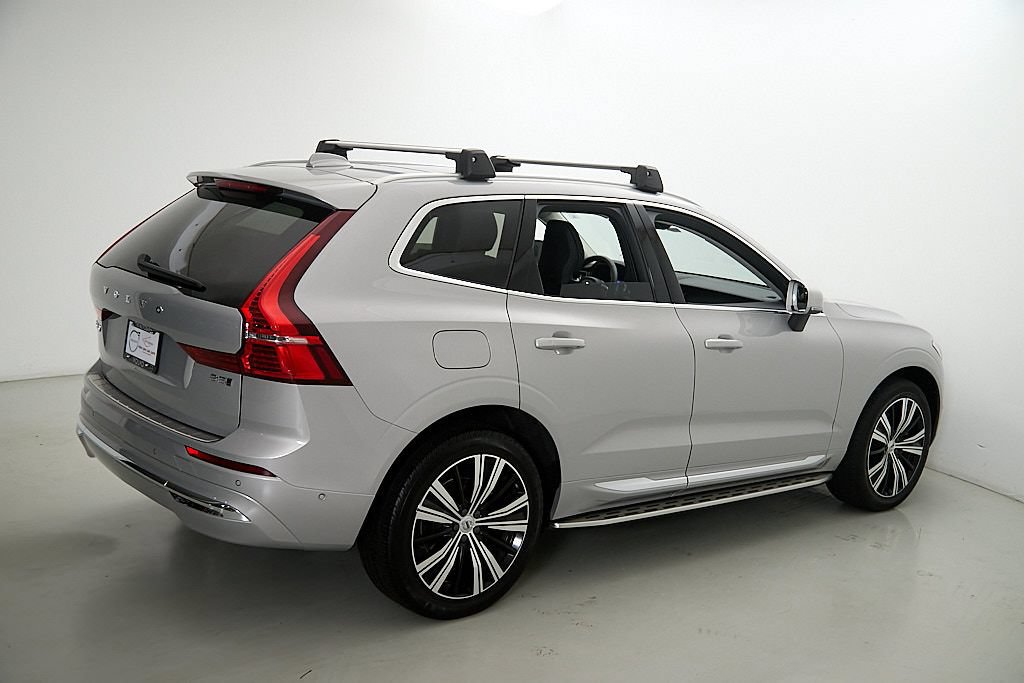 Certified 2023 Volvo XC60 B5 Plus w/ Climate Package AWD/4WD image 11