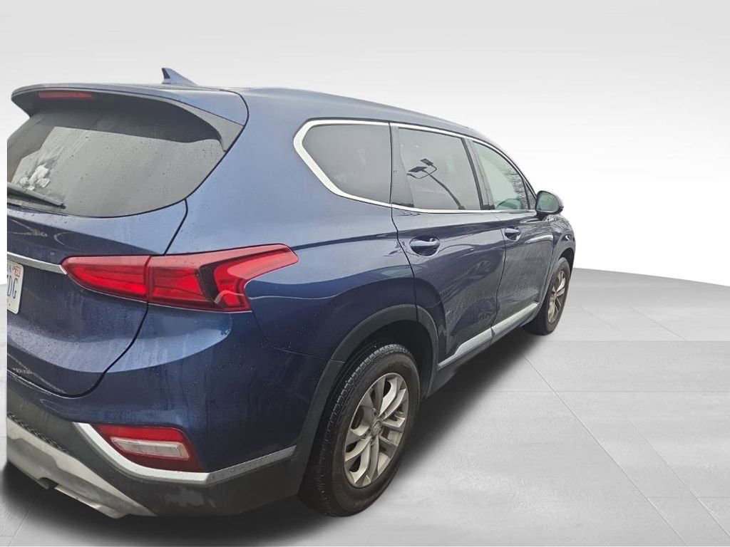 Used 2019 Hyundai Santa Fe SEL image 3