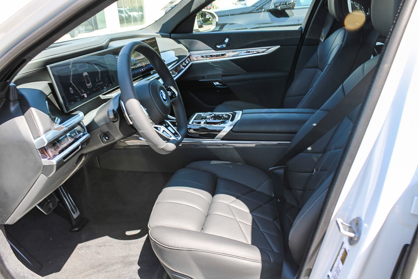 New 2026 BMW i7 eDrive50 w/ M Sport Package RWD image 15